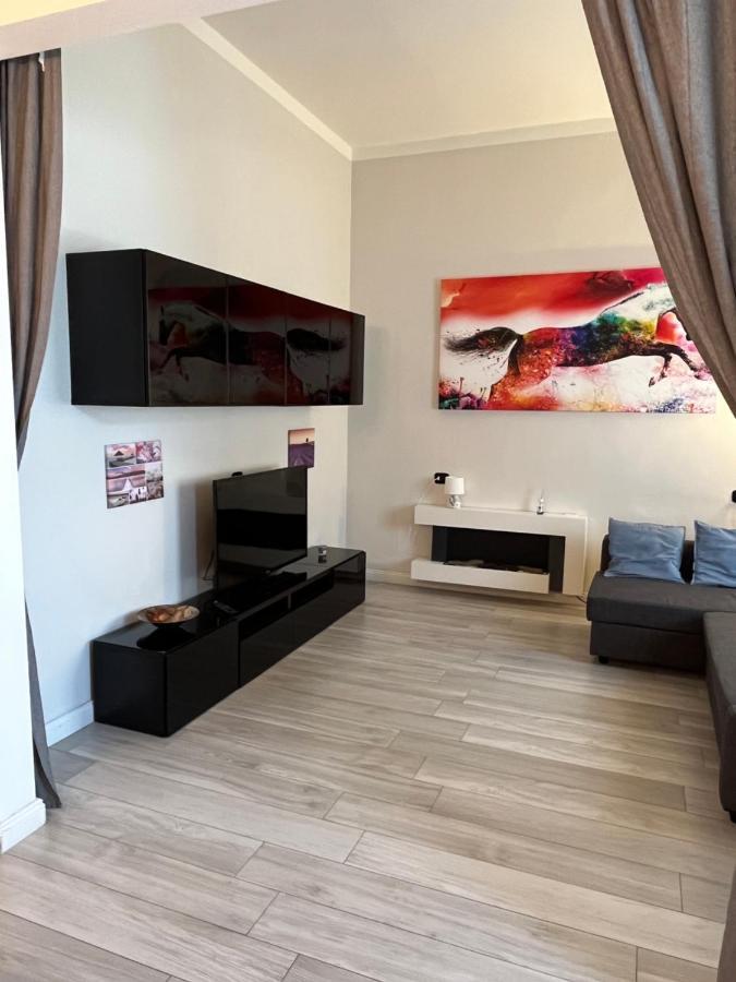 Grazioso Appartamento In Zona Centrale. Μοντεκατίνι Τέρμε Εξωτερικό φωτογραφία